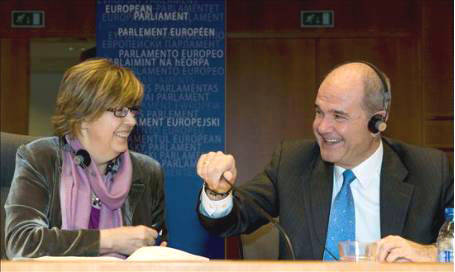 La lucha contra la crisis económica y el avance hacia un modelo económico sostenible, prioridad de la Presidencia española de la UE