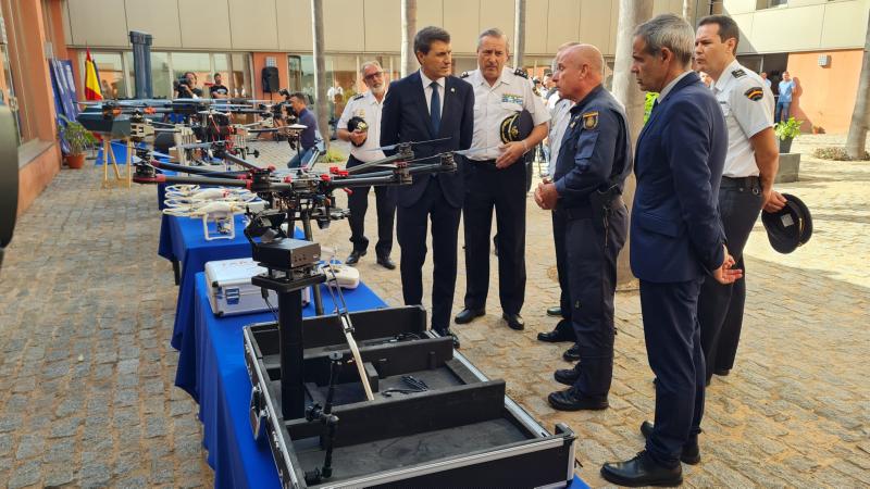 La Policía Nacional desmantela una organización que fabricaba drones y semisumergibles capaces de cruzar el Estrecho con hasta 200 kg de droga