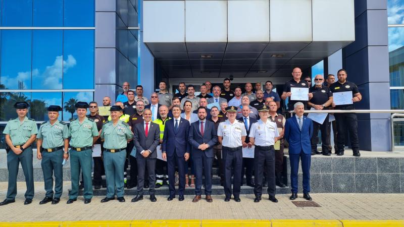 Fernández felicita a los trabajadores de la seguridad privada por ser un “complemento necesario” para las Fuerzas y Cuerpos de Seguridad del Estado