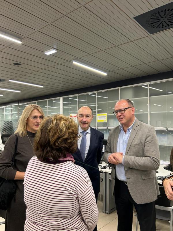 Visita del director general del SEPE a Zaragoza para conocer el desarrollo del programa ‘Primera Experiencia’ Visita del director general del SEPE a Zaragoza para conocer el desarrollo del programa ‘Primera Experiencia’