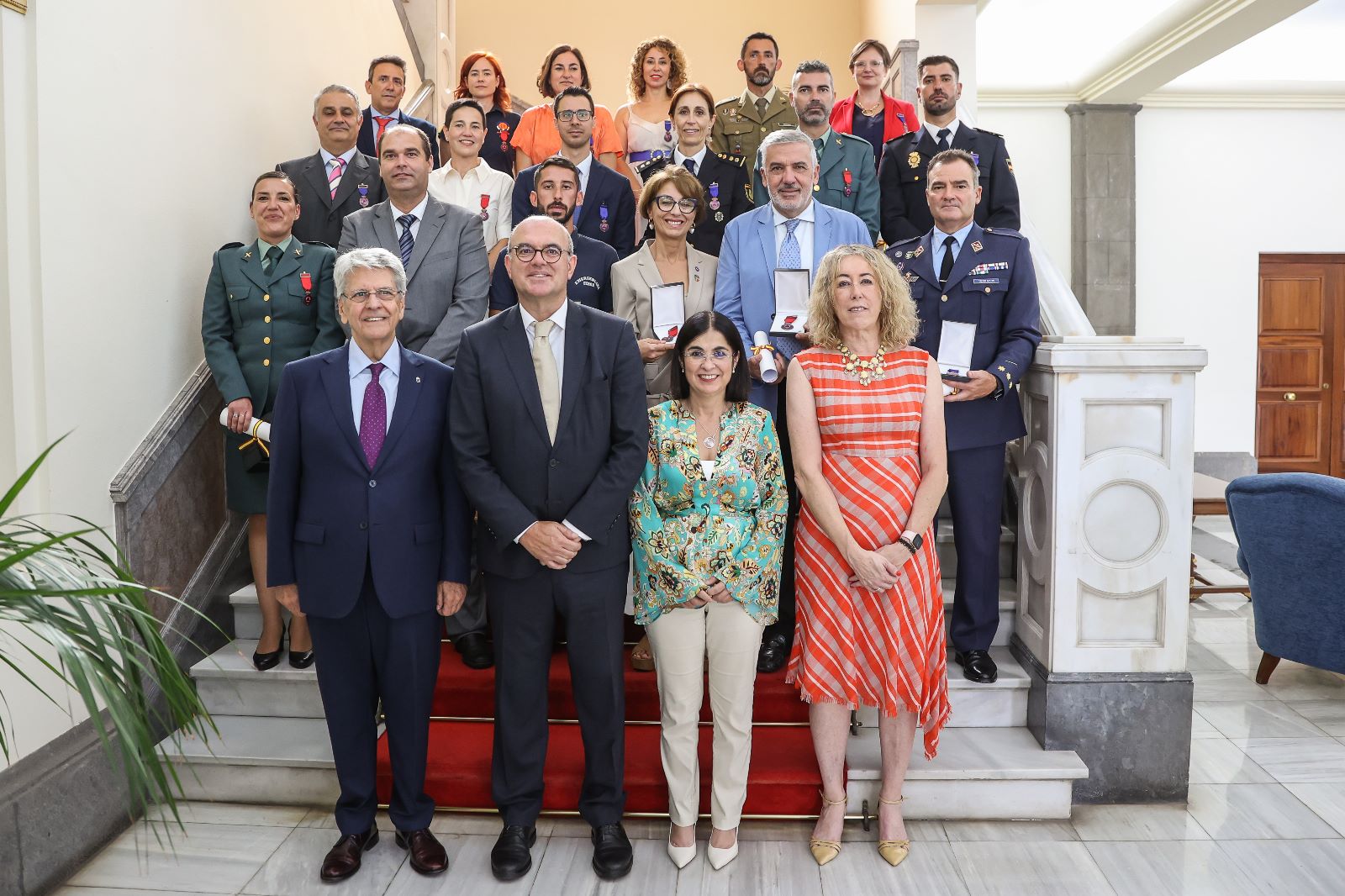 La Delegación del Gobierno distingue a organizaciones y personal implicado en las emergencias en Canarias por su compromiso con la protección civil