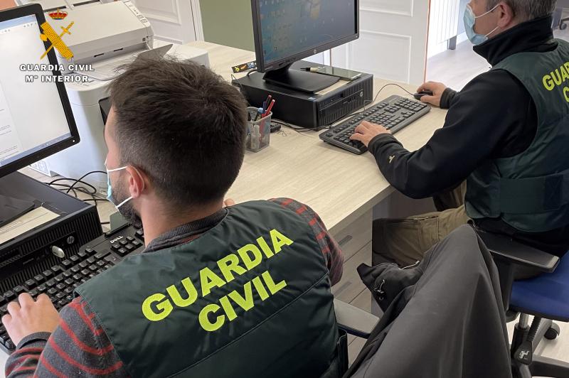 La Guardia Civil redobla contactos con centros educativos de la región en torno a la prevención de delitos telemáticos