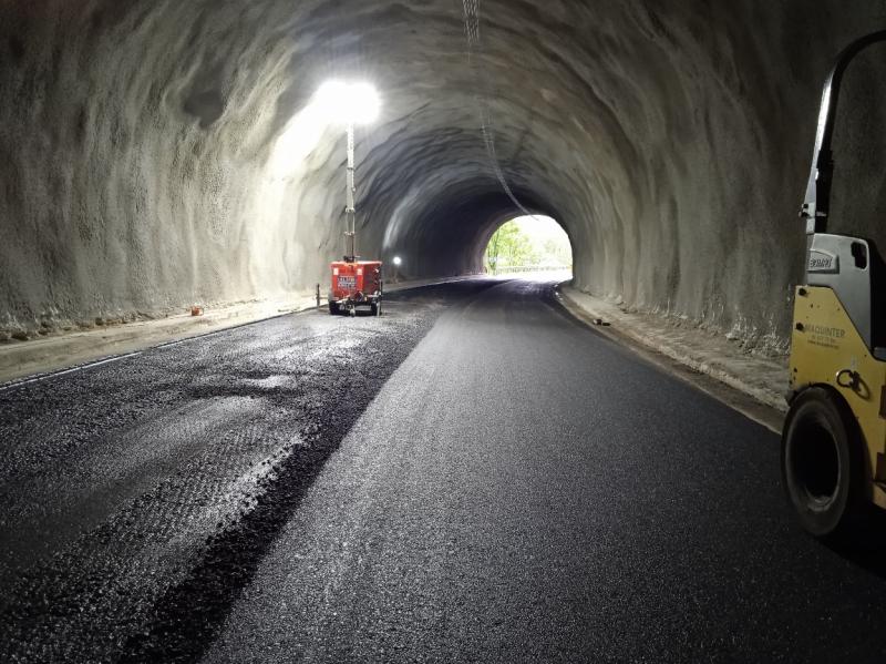 Mitma reabre hoy al tráfico el túnel de Las Caldas en la carretera N-611, tras finalizar las obras de modernización y mejora