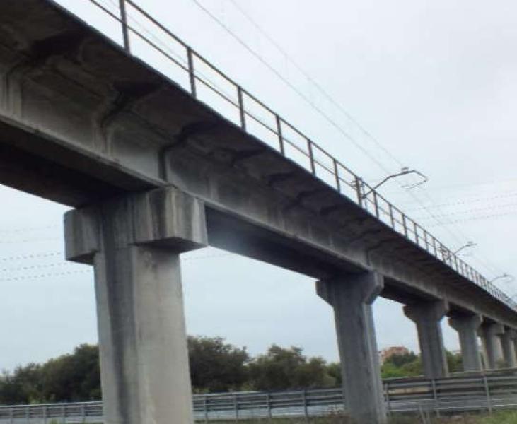 Adif refuerza el viaducto de Raos de la línea de ancho métrico Bilbao-Santander