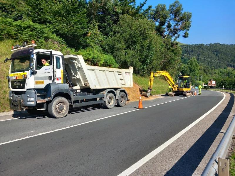 El Gobierno autoriza licitar por 40 millones de euros un contrato para la conservación de carreteras en Cantabria 