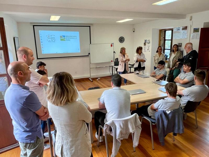 El Gobierno de España impulsa en Cantabria el empleo juvenil en el medio rural a través del Programa TandEM 