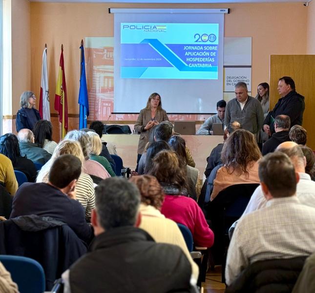 Medio centenar de profesionales del turismo rural participan en una jornada sobre digitalización impulsada por la Delegación del Gobierno