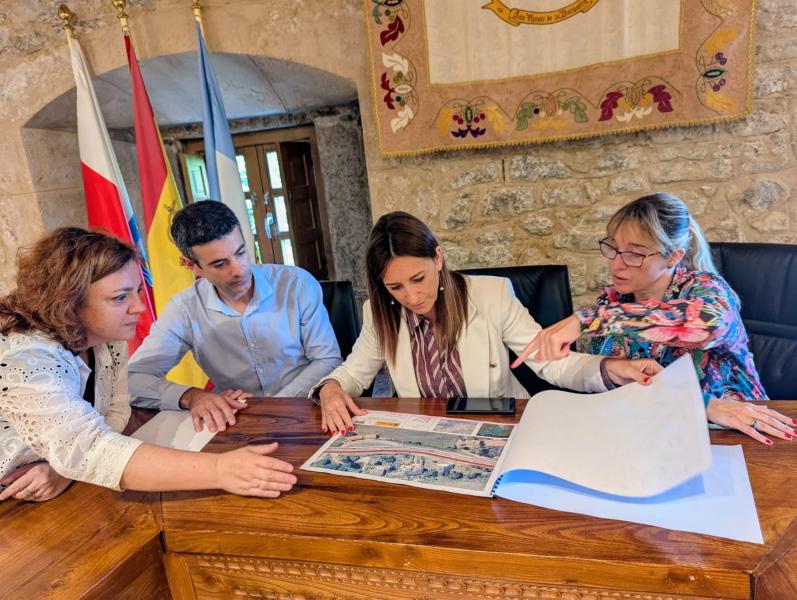 El Gobierno de España habilitará 82 plazas de aparcamiento y un carril bici en San Vicente de la Barquera