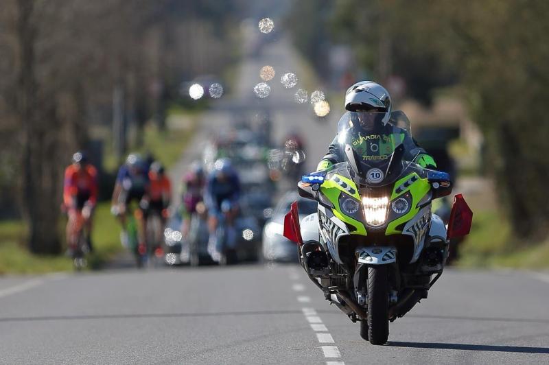 Dispositivo especial de la Guardia Civil con motivo de las etapas de La Vuelta en Cantabria