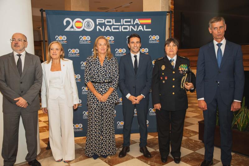 Casares agradece la “entrega” de los 570 agentes de la Policía Nacional en Cantabria para garantizar “la convivencia y la paz”