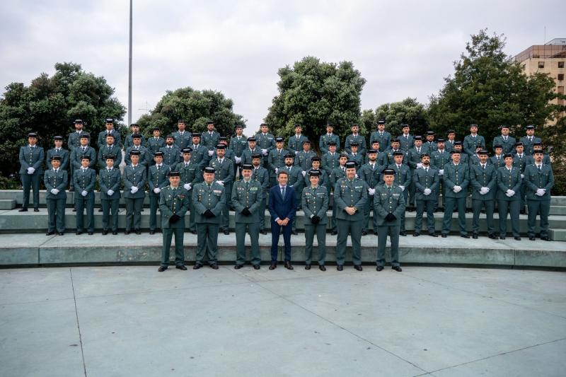 El delegado del Gobierno da la bienvenida a los 65 nuevos agentes que se incorporan hoy a la Guardia Civil en Cantabria El delegado del Gobierno da la bienvenida a los 65 nuevos agentes que se incorporan hoy a la Guardia Civil en Cantabria