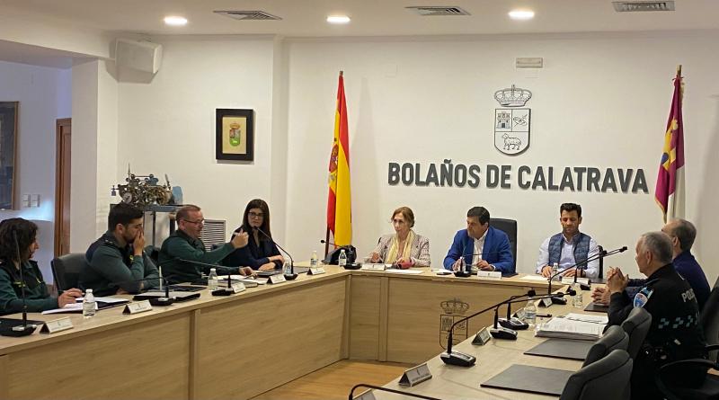 La subdelegada del Gobierno y el alcalde de Bolaños de Calatrava presiden la Junta Local de Seguridad 