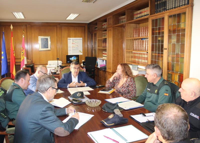 Guardia Civil y Policía Nacional reforzarán en sus contactos con la comunidad educativa la prevención del ciberacoso, las violencias sexuales y de género y de discriminación

