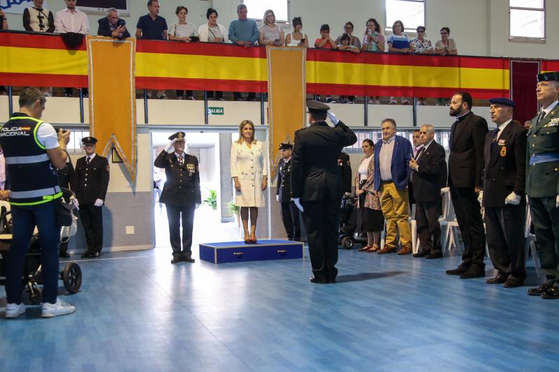 Milagros Tolón destaca el compromiso, la vocación de servicio y el sacrificio personal de los hombres y mujeres de la Policía Nacional