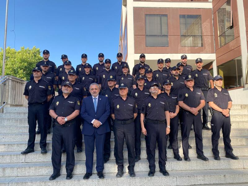 La Comisaría Provincial de Burgos recibe a 17 agentes en prácticas de la XXXVIII Promoción de la Escala Básica de la Policía Nacional  