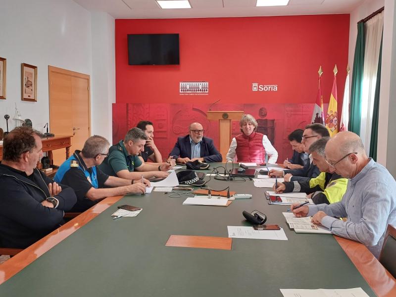 Subdelegación del Gobierno y Ayuntamiento de Soria han coordinado la Junta Local de Seguridad con especial atención a los actos de mayor afluencia de personas en San Saturio 2023