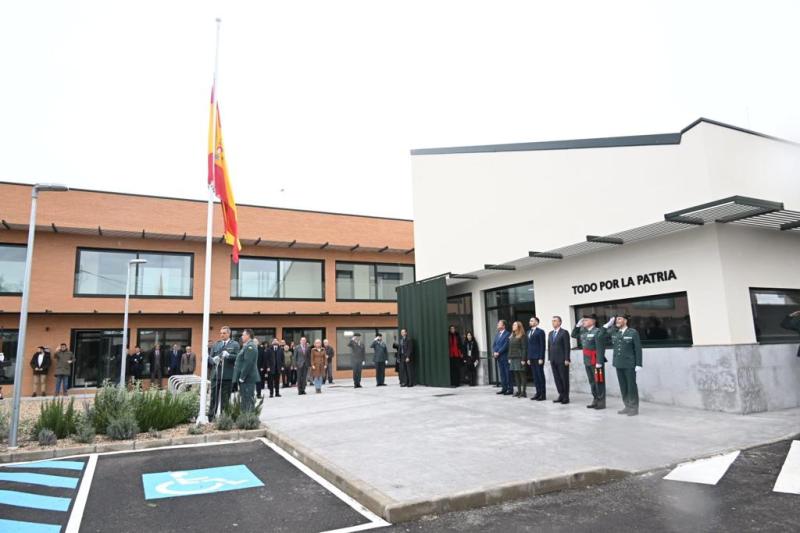 El secretario de Estado de Seguridad inaugura el nuevo cuartel de la Guardia Civil en Fuentesaúco (Zamora)
