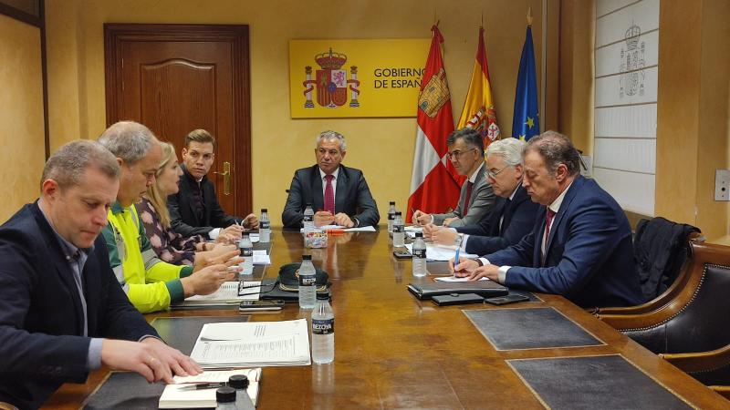 Nicanor Sen refuerza la coordinación del operativo de vialidad invernal para garantizar la seguridad de las carreteras estatales de Castilla y León