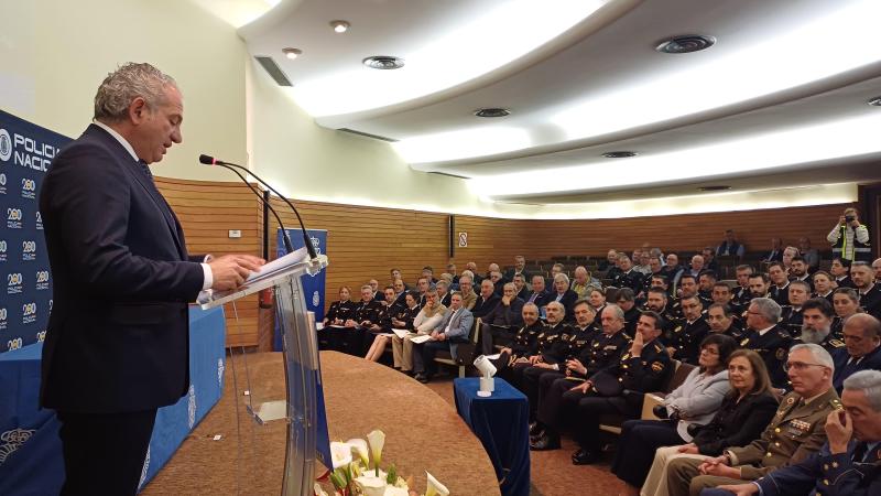 El delegado del Gobierno preside el acto en homenaje a los Policías Nacionales jubilados del Cuerpo en León