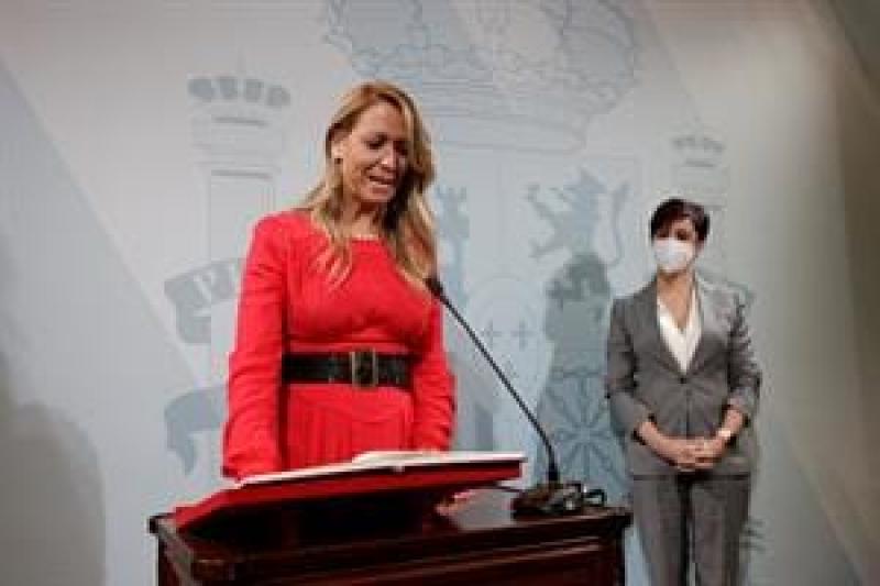 Maria Eugènia Gay pren possessió com a delegada del Govern a Catalunya