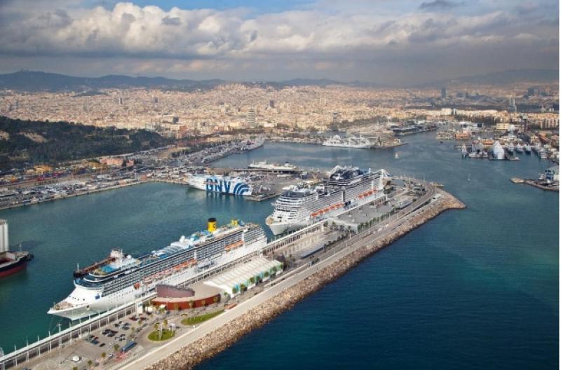 El Gobierno autoriza licitar por 14,5 millones  de euros la electrificación de la terminal de  cruceros de MSC del puerto de Barcelona