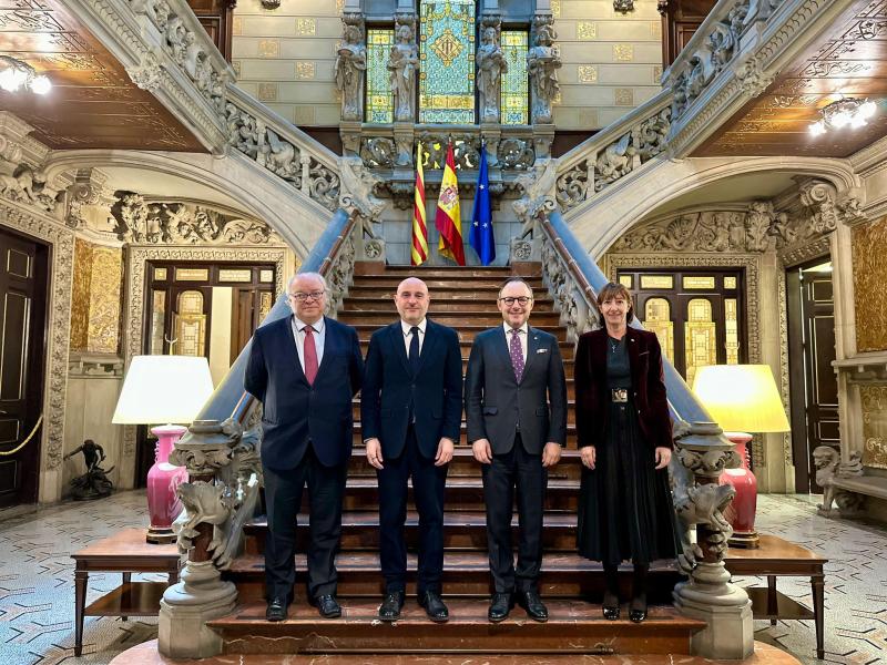 La Delegació del Govern a Catalunya i el Govern d'Andorra acorden un grup de treball sobre qüestions migratòries La Delegació del Govern a Catalunya i el Govern d'Andorra acorden un grup de treball sobre qüestions migratòries