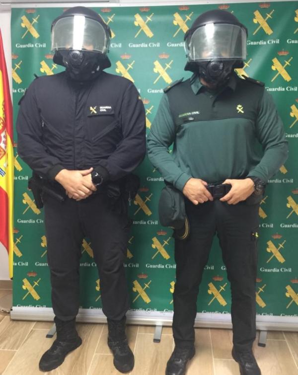 La Comandancia  de la Guardia Civil de Ceuta recibe 125 casos antidisturbios y otras tantas máscaras antigás