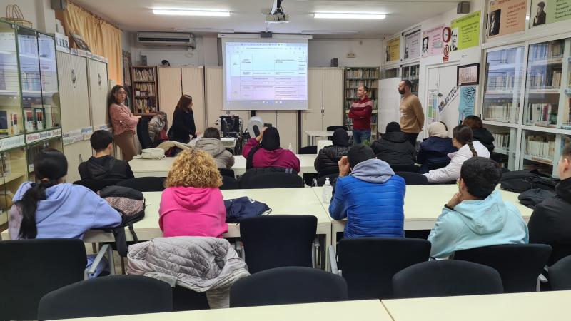 Los CEPA de Ceuta realizan sesiones informativas para dar a conocer las diferentes salidas académicas y laborales tras estudiar la Educación Secundaria para Adultos en la Ciudad Autónoma.