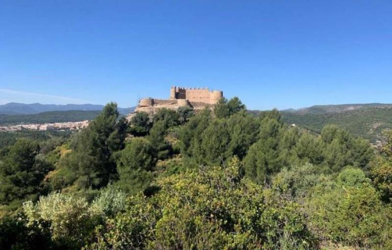 Mitma inaugura la recuperación del antiguo Teatro-Liceo del Palau-Castell en Betxí y la restauración y puesta en valor del Castillo de L'Alcalatén en L'Alcora 