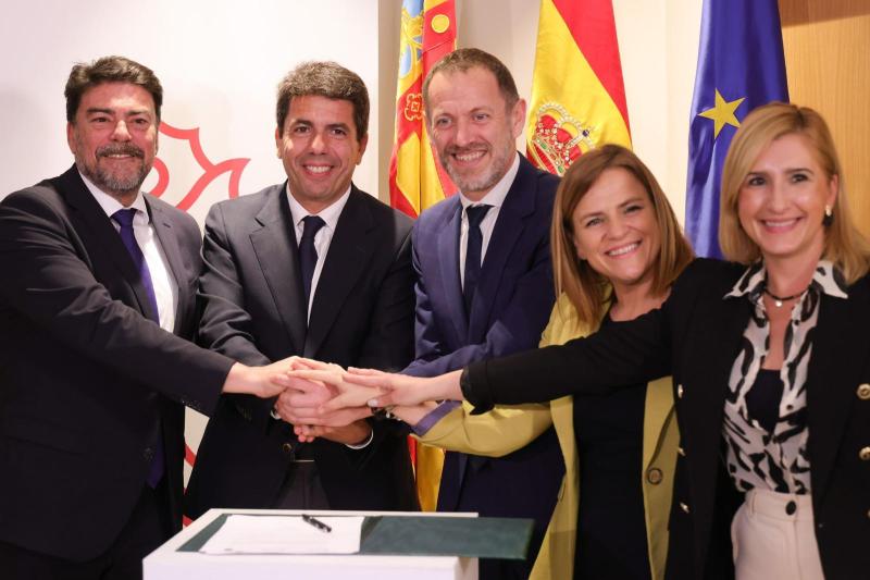 Convenio para la construcción de la Estación Intermodal de Alicante