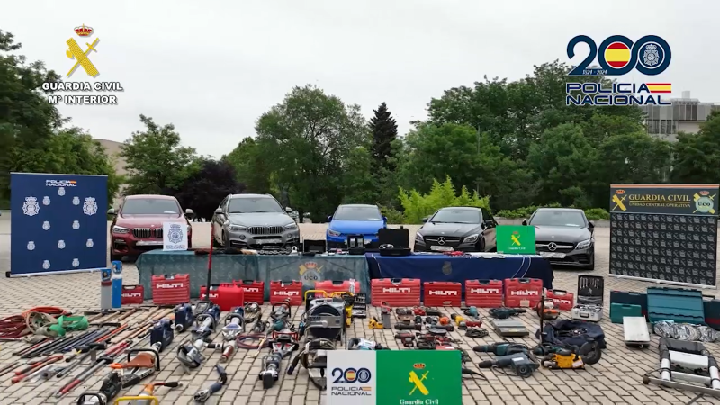 Detenidas nueve personas por el asalto de 13 sucursales bancarias por todo el territorio nacional Detenidas nueve personas por el asalto de 13 sucursales bancarias por todo el territorio nacional