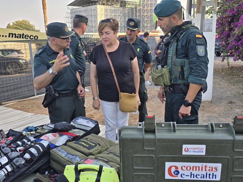 Antonia García Valls visita el CECOR en la primera jornada del Festival Internacional de Benicàssim Antonia García Valls visita el CECOR en la primera jornada del Festival Internacional de Benicàssim