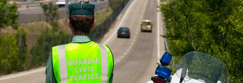 La DGT lleva a cabo esta semana una campaña de control de las condiciones técnicas de los vehículos en Extremadura