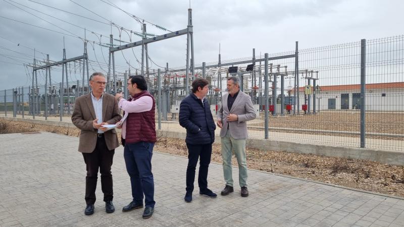 Quintana asegura que la Plataforma Logística del Suroeste Europeo de Badajoz cuenta con potencia eléctrica suficiente para acoger proyectos empresariales interesados en instalarse en este espacio