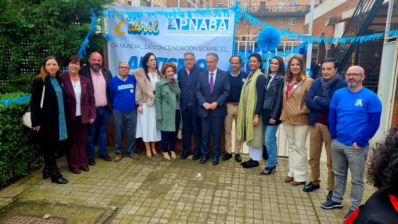 Quintana asiste en Badajoz a los actos con motivo del Día Mundial de Concienciación sobre el Autismo
