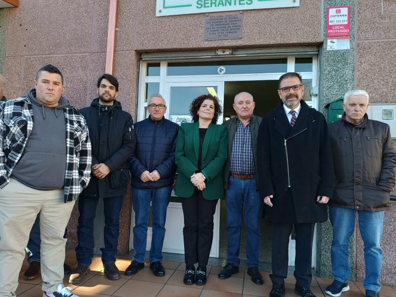 María Rivas visita o local social de *Serantes para coñecer o proxecto de rehabilitación que mellorará o benestar das persoas residentes neste emblemático barrio de Ferrol