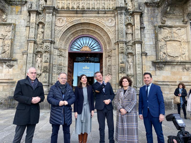 José Miñones avanza una inversión extra de 12,2M€ de Paradores para mejorar seis establecimientos hoteleros en Galicia y “diseñar el turismo del futuro”