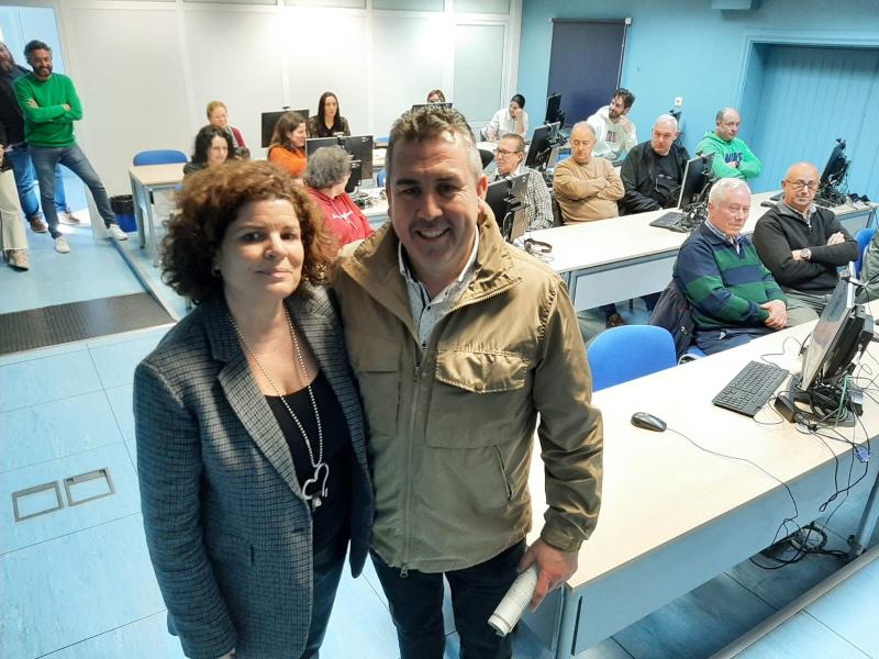 María Rivas destaca en Brión el éxito del pograma La Administración Cerca de Ti en la provincia de  A Coruña, la cuarta en número de asistentes y certificados digitales en toda España