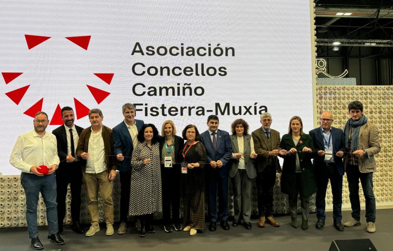 Pedro Blanco apoya en Fitur la presentación de la Asociación de Concellos del Camiño de Fisterra-Muxía