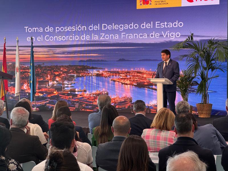 Pedro Blanco encomienda a David Regades seguir impulsando la Zona Franca para consolidar su puesto como “motor de Vigo y fuente de riqueza de Galicia”