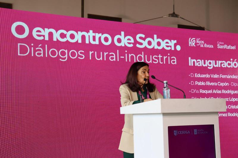 Isabel Rodríguez inaugura en Sober las jornadas para impulsar el desarrollo del medio rural a través del diálogo entre industria, campo, universidad y sector público