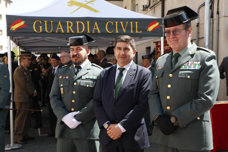 Pedro Blanco felicita al teniente coronel de la Guardia Civil Rafael Berguillo, al que encarga el reto de consolidar Ourense como una de las provincias más seguras del país