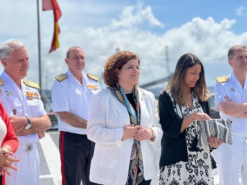La subdelegada del Gobierno en A Coruña, María Rivas, visita el buque de Asalto anfibio ‘Castilla’ La subdelegada del Gobierno en A Coruña, María Rivas, visita el buque de Asalto anfibio ‘Castilla’