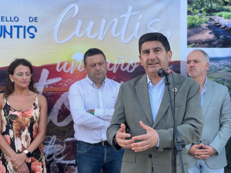 Pedro Blanco reivindica en Cuntis la acción del Gobierno como garantizador de las inversiones que transforman los pequeños ayuntamientos de Galicia