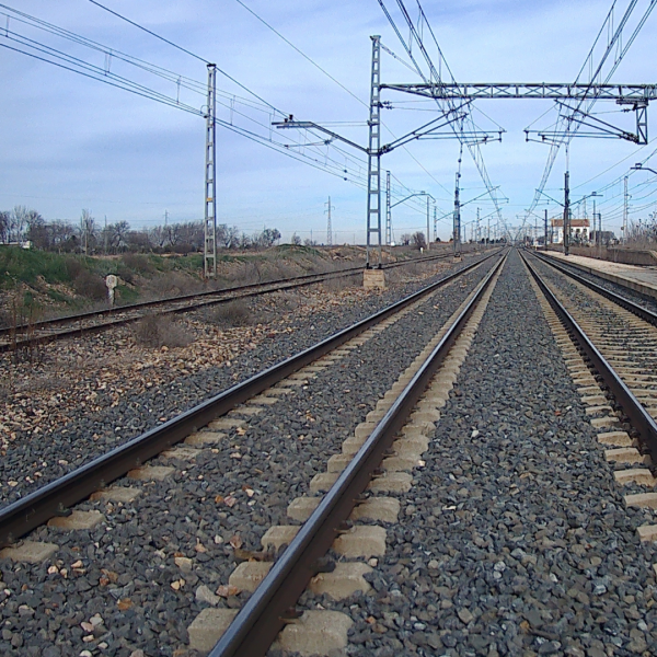Mitma reitera su compromiso con la  construcción de la variante ferroviaria de  Rincón de Soto por el norte