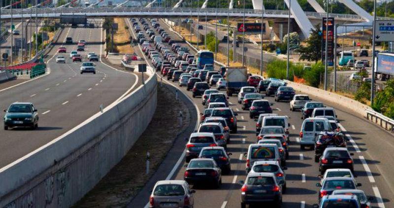 La DGT activa la Operación Especial de Tráfico en La Rioja: 66.000 desplazamientos previstos durante el puente de diciembre La DGT activa la Operación Especial de Tráfico en La Rioja: 66.000 desplazamientos previstos durante el puente de diciembre