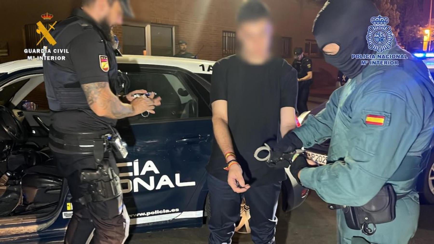 La Rioja alcanza su récord de agentes policiales, llegando a los 1.633 guardias civiles y policías nacionales al concluir septiembre La Rioja alcanza su récord de agentes policiales, llegando a los 1.633 guardias civiles y policías nacionales al concluir septiembre