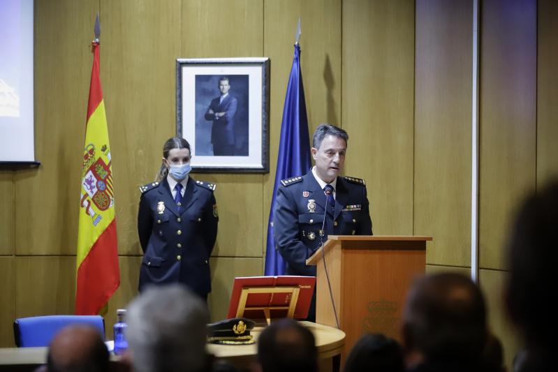 Mercedes González asiste a la toma de posesión del jefe Regional de Operaciones de la Policía Nacional, Hermes de Dios