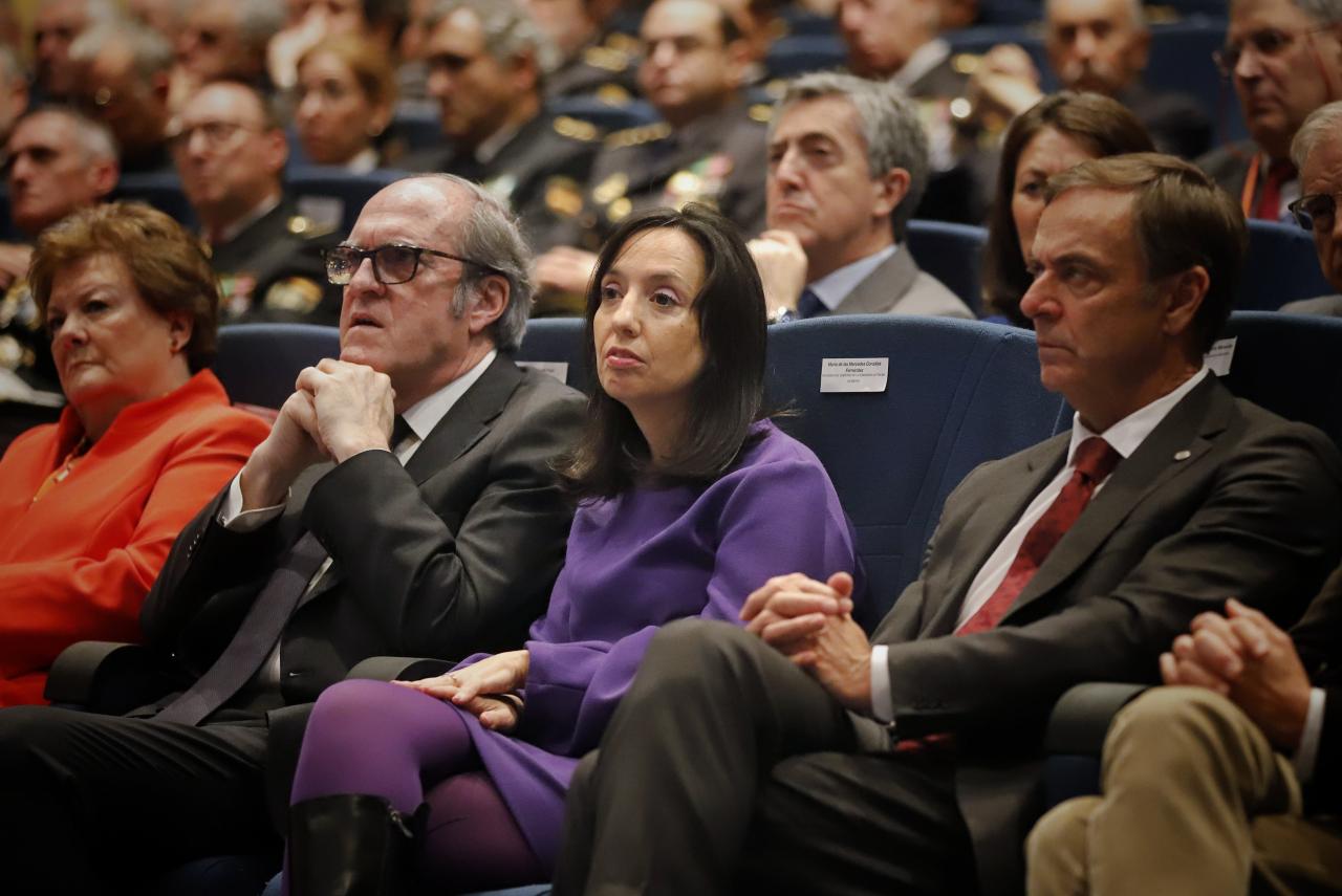 Mercedes González asiste al acto conmemorativo por el 199º aniversario de la Policía Nacional presidido por el ministro Grande-Marlaska 
