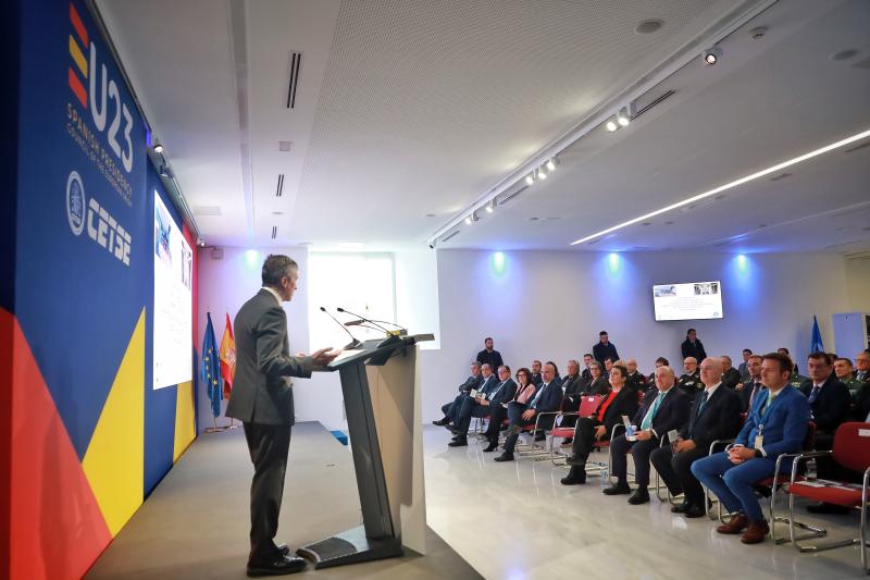 Francisco Martín acompaña al ministro del Interior en la inauguración de las nuevas instalaciones del Centro de Procesamiento de Datos del Ministerio del Interior